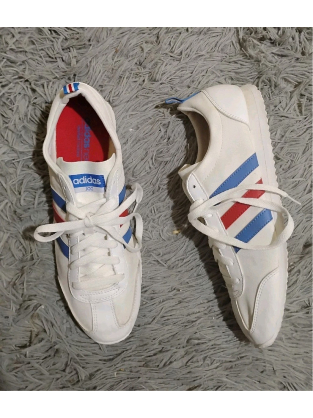 Adidas VS Jog Men Size 9 Red White Blue Low Top Sneakers AW4701